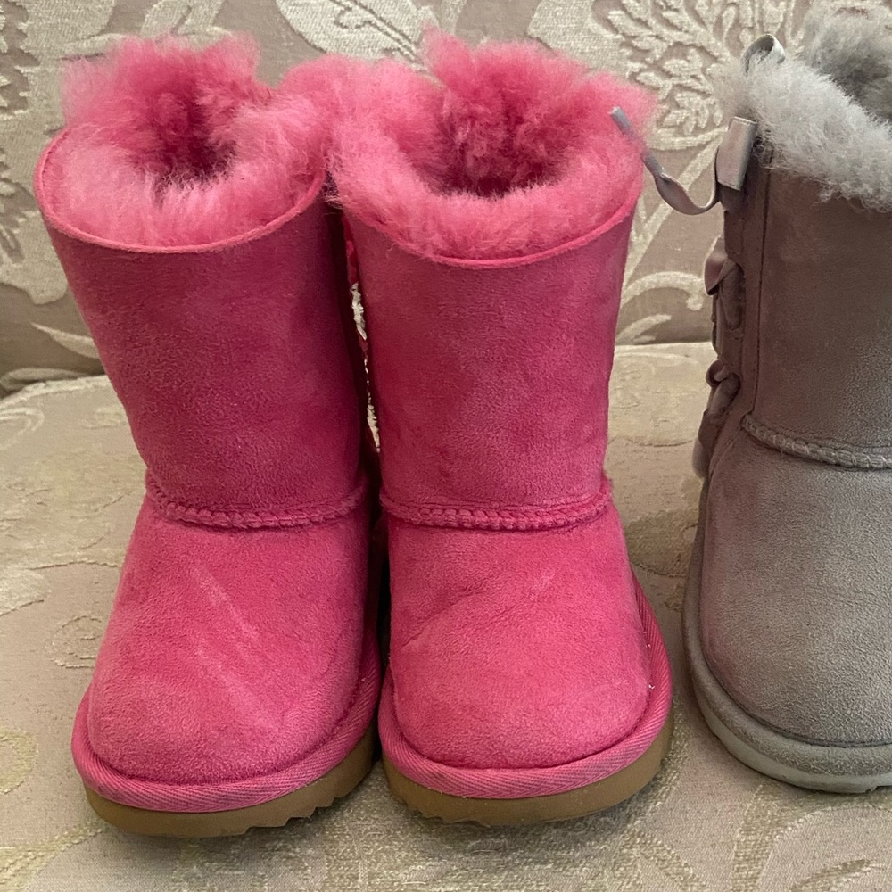 Pink little Girls Uggs